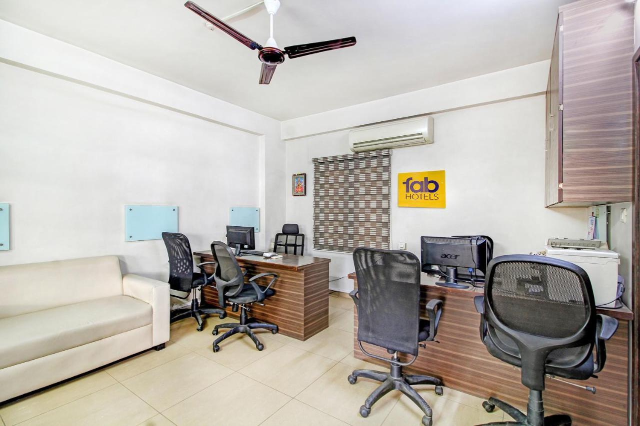 Fabhotel Hill View II Hitech City Haiderabad Buitenkant foto